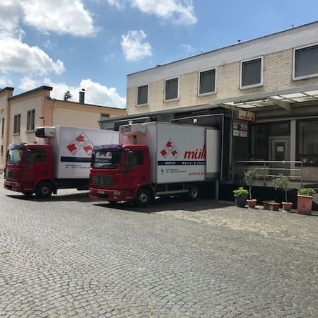 Die Fleischwarenfabrik